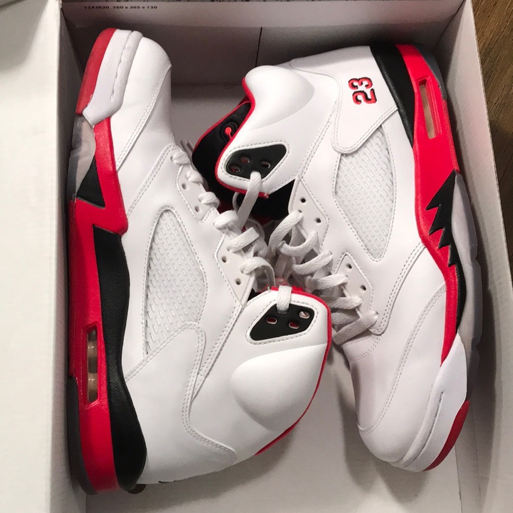 Jordan 5 Retro
